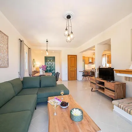 Vila Eglina Perla *